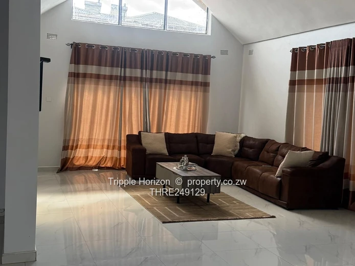 Spacious 4-Bed Nyeredzi Ridge Home — Borehole & Vaulted Ceilings