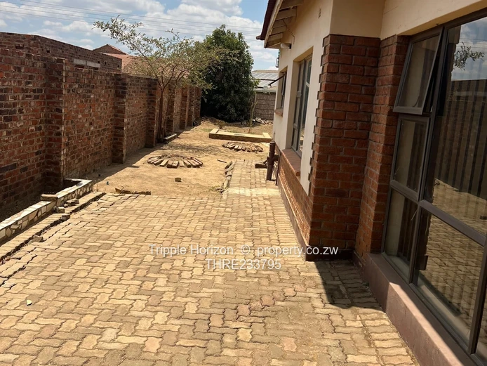 Fairview, Harare West: 4-Bed Home with Borehole