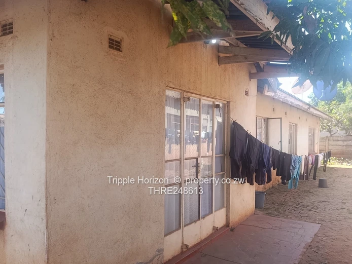 4-Bed Kuwadzana Phase 3 Home, Borehole, Gated on Quiet Dirt Lane