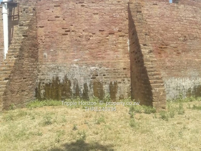 70ha Marondera Farm - Arable Fields, Brick Outbuildings & Shed