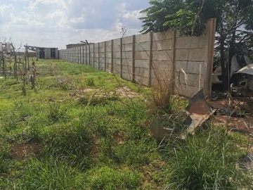 Commercial & Industrial Land