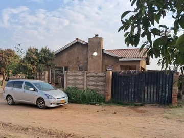 6 Bedroom House