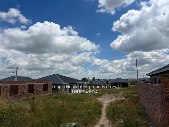 Budiriro Cabs Gated community stand for sale