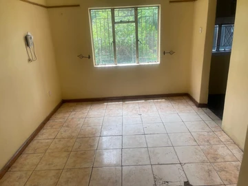 3 Bedroom Flat & Apartment