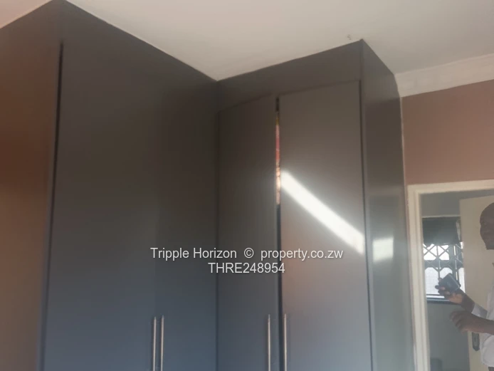 Warren Park Graceland  4BR, 3BA — Borehole, Inverter & Burglar Gates