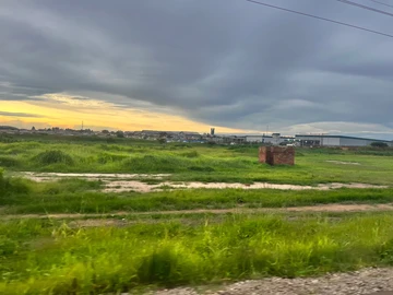 Commercial & Industrial Land