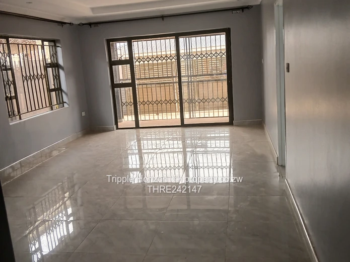 Walled & Gated 5-Bed Home with Borehole in Cold Comfort