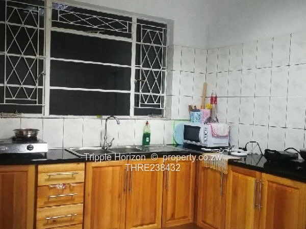 350ha Marondera Farm - Machinery, Orchard & Reservoir