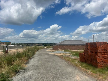 Stands & Residential Land