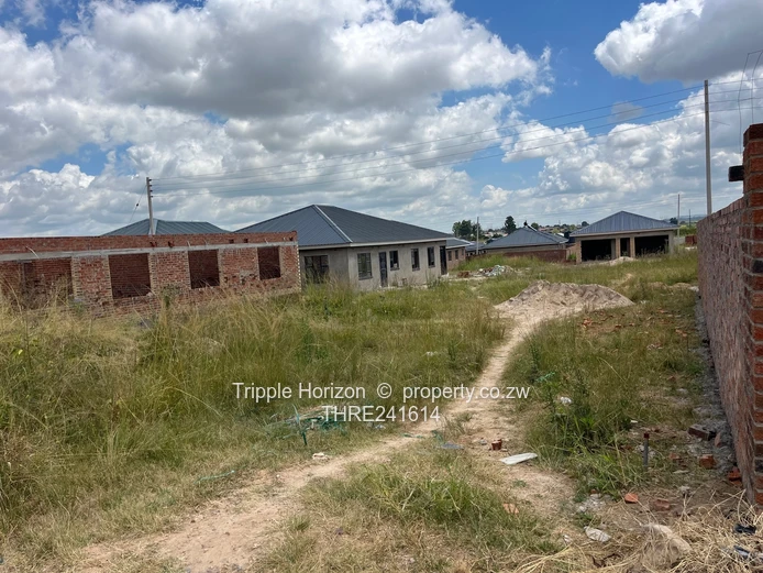 Budiriro Cabs Gated community stand for sale