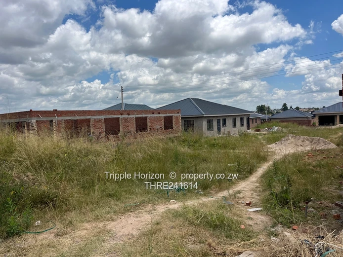 Budiriro Cabs Gated community stand for sale