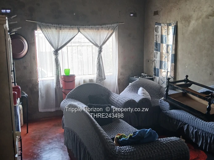 Dzivarasekwa 3-Bed Townhouse Complex with Borehole