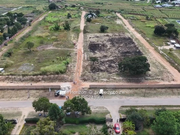 Greendale 530 m² Stand — Main Road Frontage, Municipal Water & Sewer