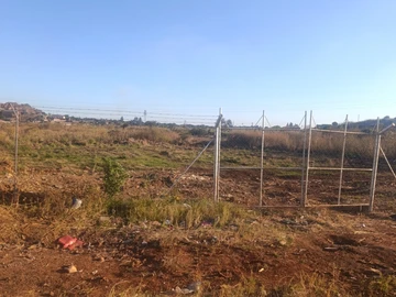 Commercial & Industrial Land