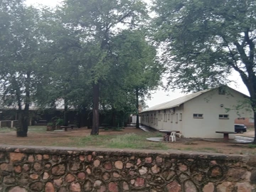 Hotel & Lodge