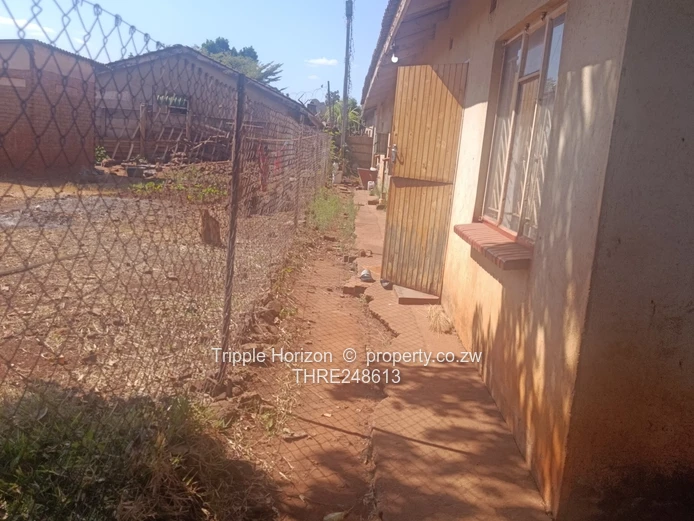 4-Bed Kuwadzana Phase 3 Home, Borehole, Gated on Quiet Dirt Lane