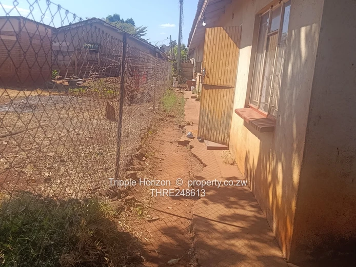 4-Bed Kuwadzana Phase 3 Home, Borehole, Gated on Quiet Dirt Lane