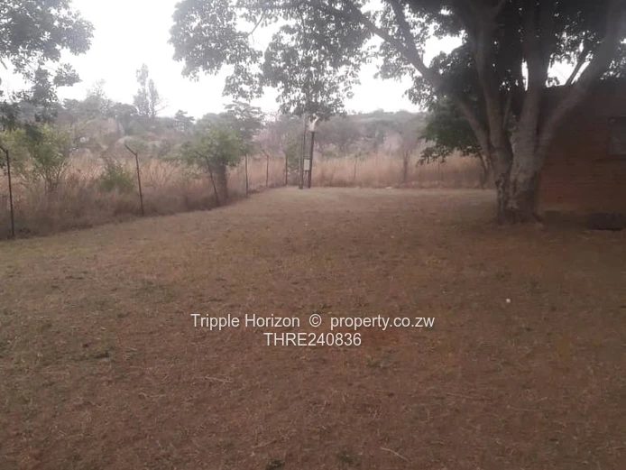 70ha Marondera Farm - Arable Fields, Brick Outbuildings & Shed