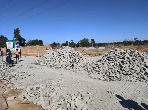 Stands & Residential Land