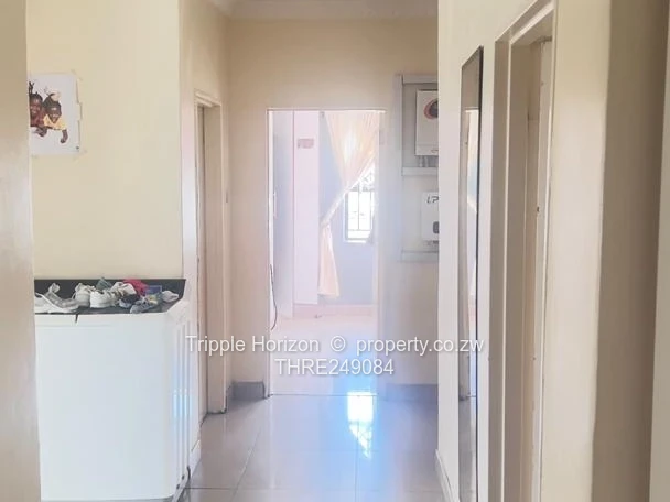 Mainway Meadows: 4-Bed spacious house for sale 