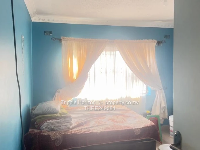 Mainway Meadows: 4-Bed spacious house for sale 