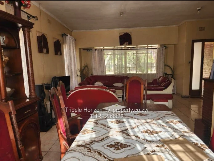 4-Bed Waterfalls Home on 3200m² with Driveway & Borehole