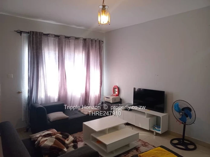 4-Bed Family Home with Veranda & Water Tank - Chitungwiza