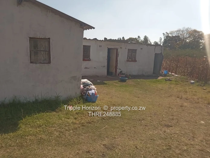9,200m² Hatfield Land — Subdividable, Wall & Water