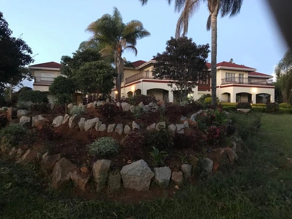 16 Bedroom House